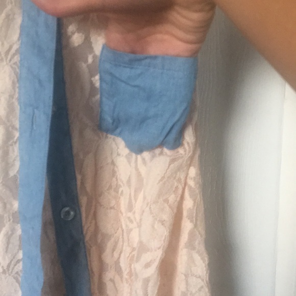 Cute lace button down tank top - Picture 3 of 5