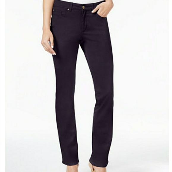 Sold - Picture 6 of 6