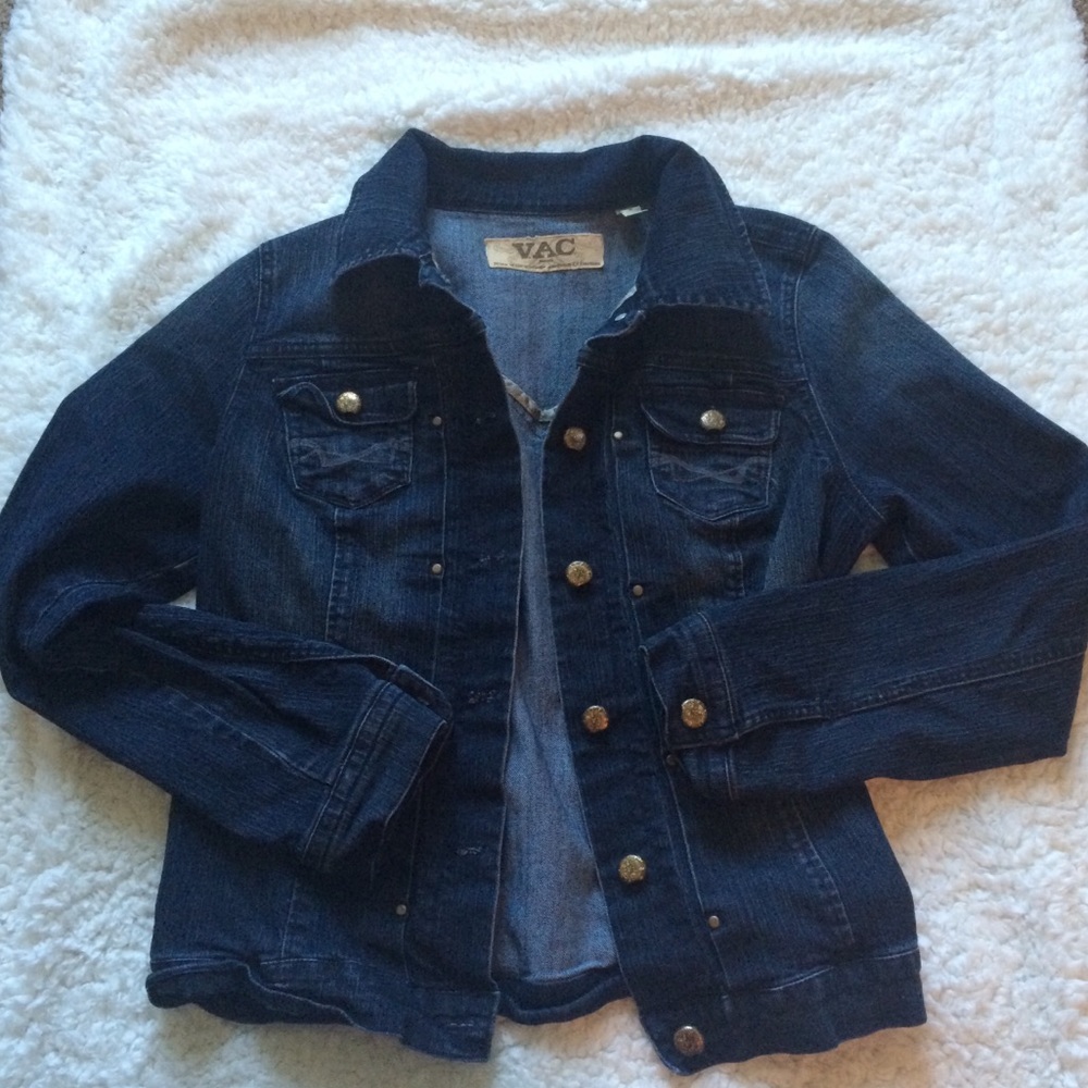 🍀 Nine West Vintage American Jean Jacket! 😍🐴