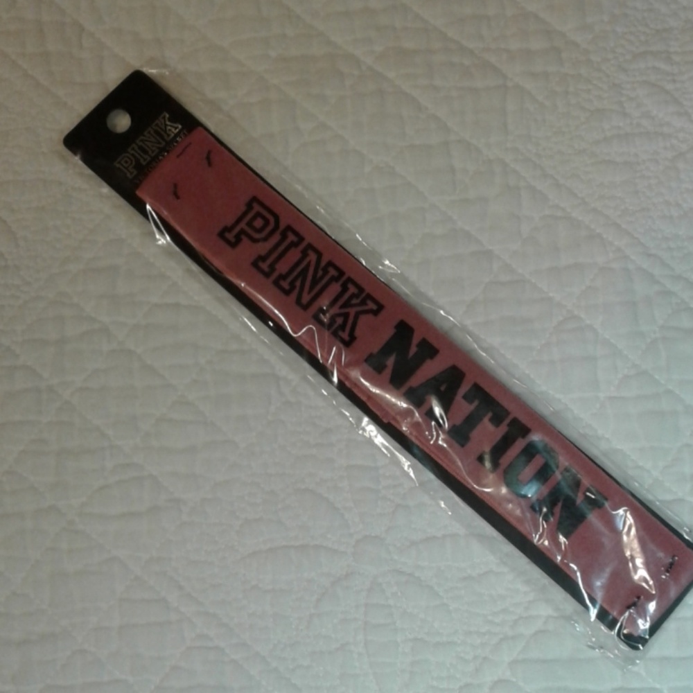 PINK NATION Headband Soft Begonia & Black VS PINK