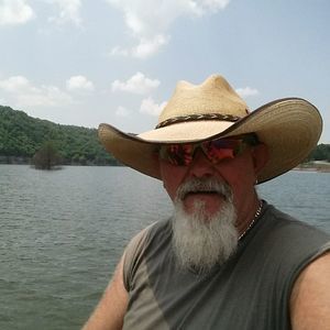 Meet your Posher, Don