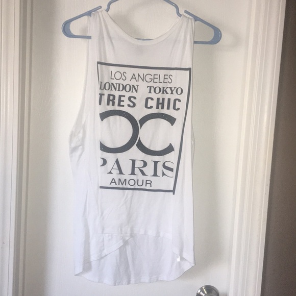 Cute brand name tank top - Picture 1 of 4