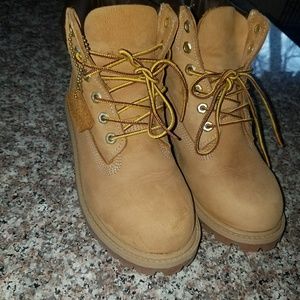 Boys Timberland boots