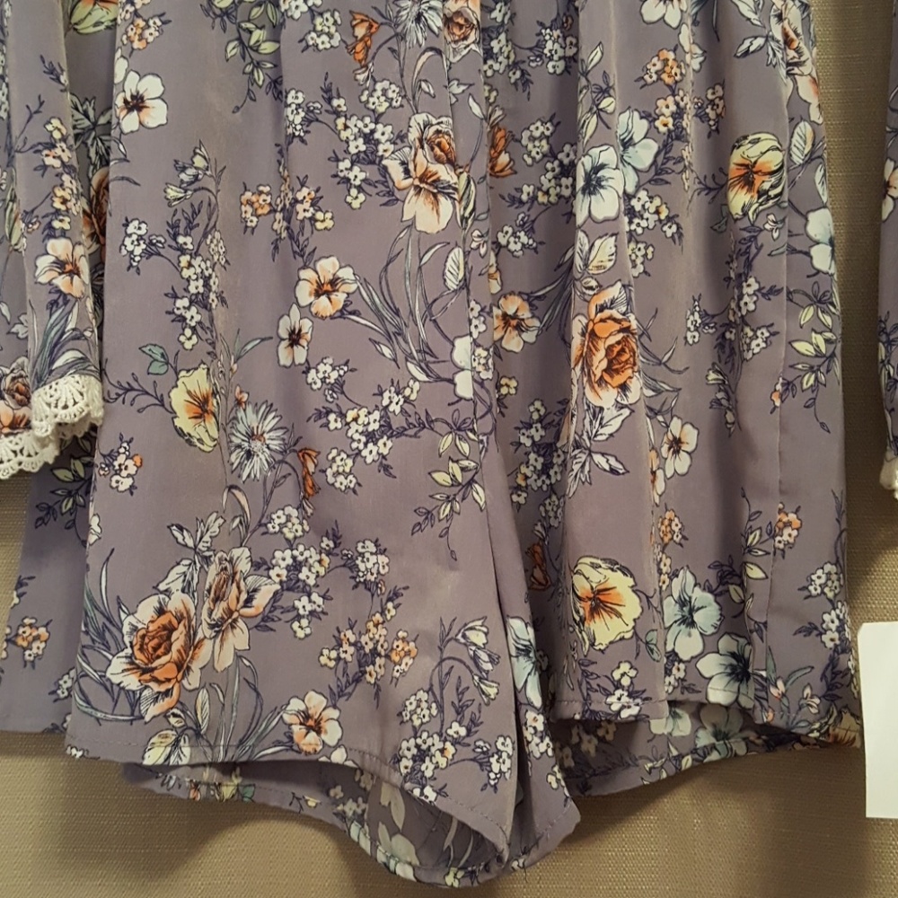 Romper - Picture 6 of 7