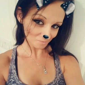 Meet your Posher, Lacy