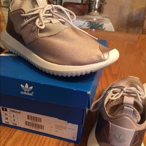 Adidas originals Tubular Trainers