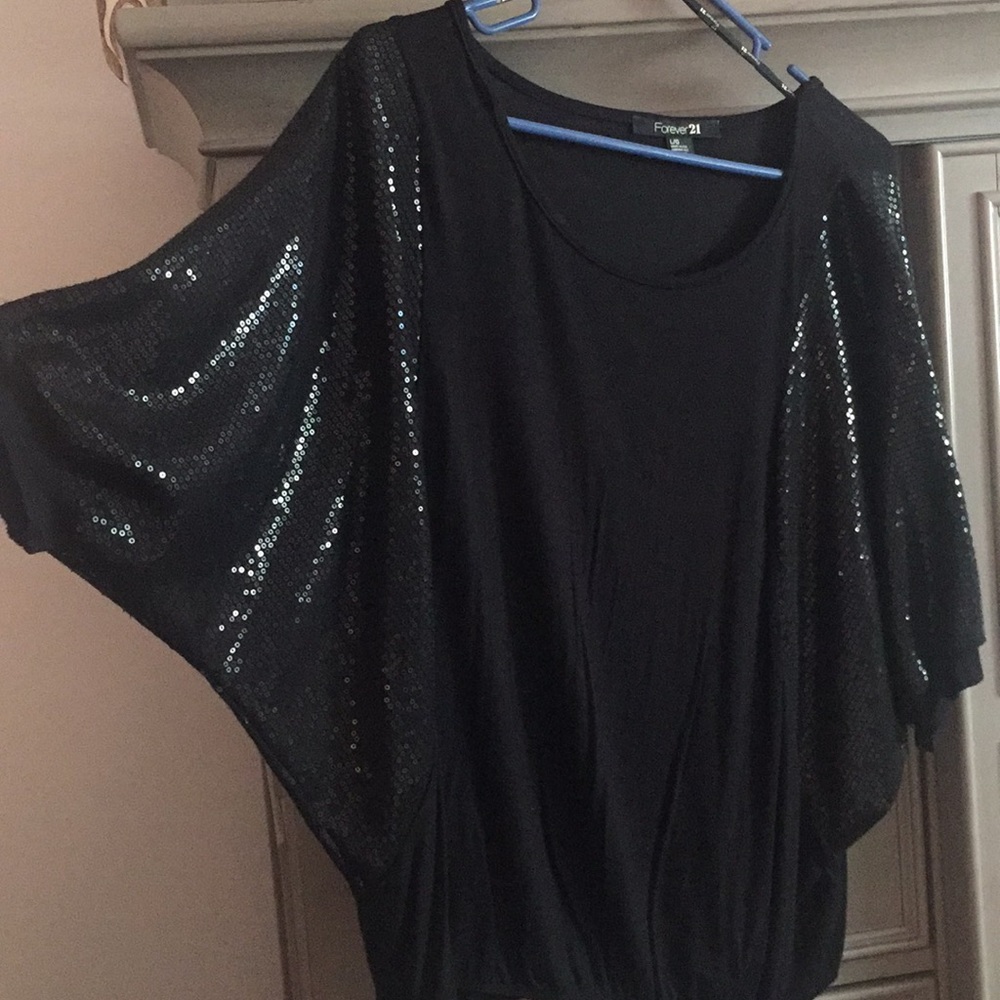 Forever 21 new w/o tags Black bling flowy shirt!