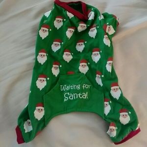 Santa patterned small pet outfit (NWOT)