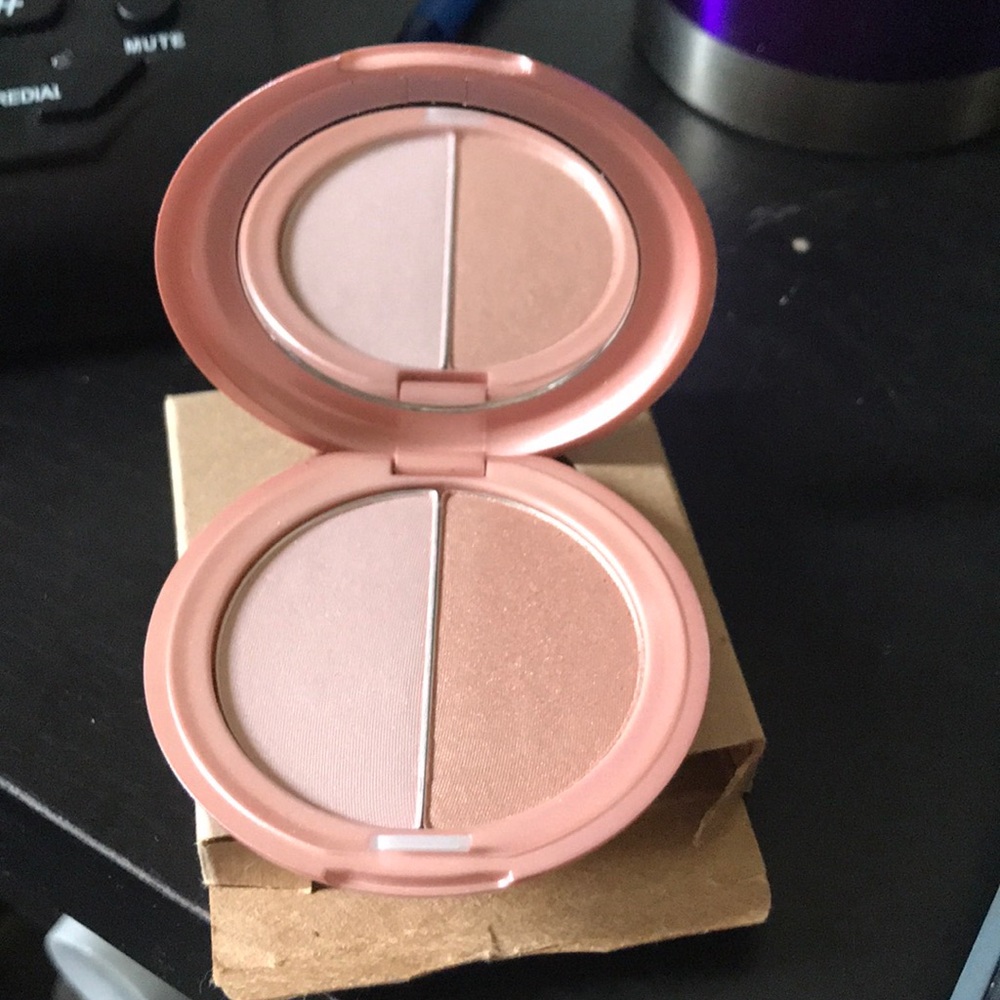 Still kitten all over shimmer duo