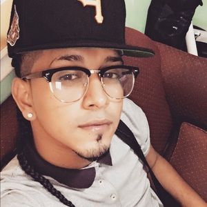 Meet your Posher, Raul