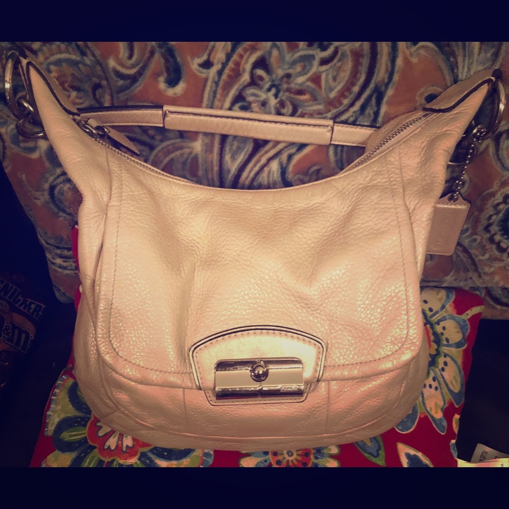 Metallic pearl white coach shoulder bag