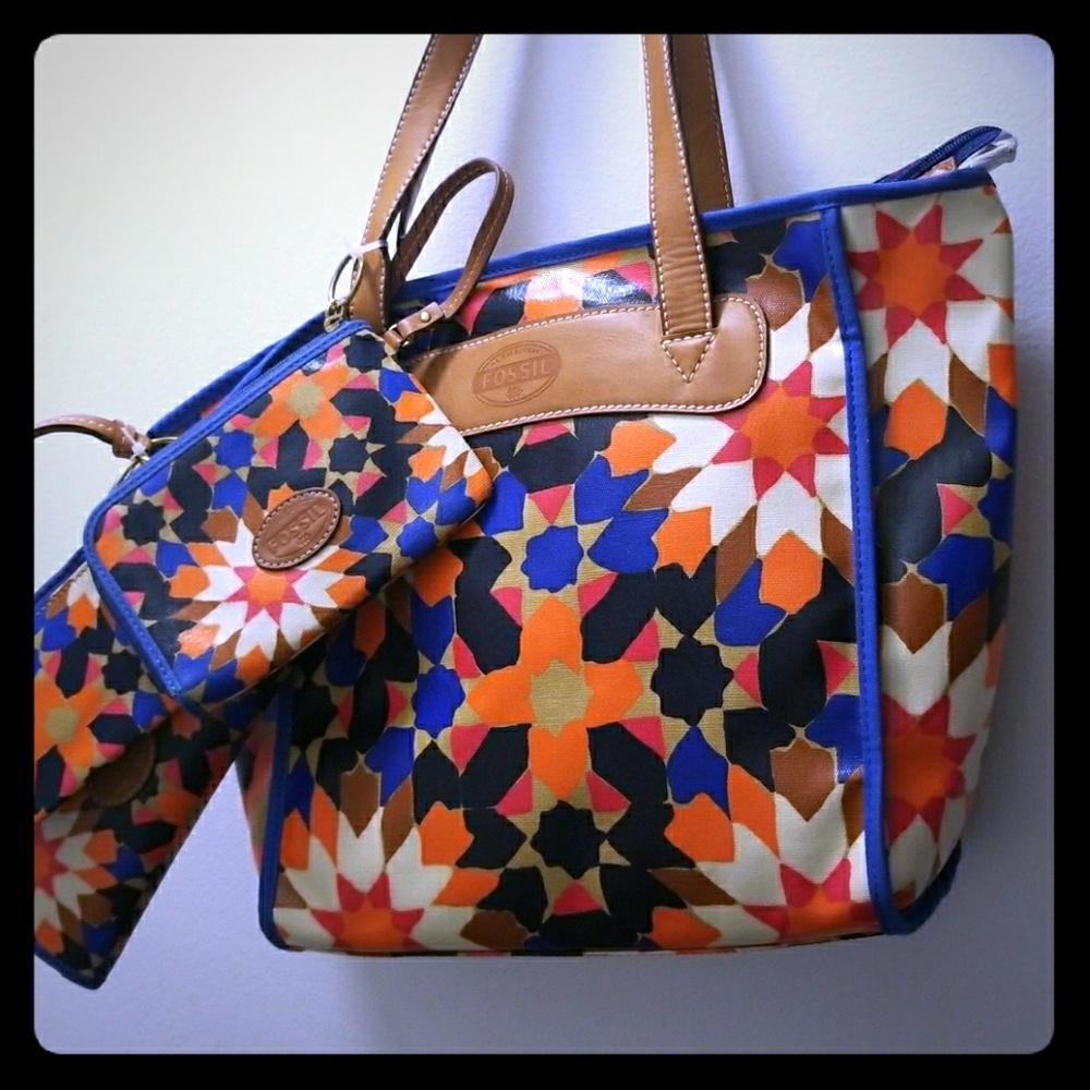 SALE!!!! 😍Fossil Tote Set!😍