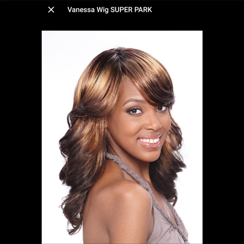 5⭐️RATED: NEW Ombré Layered Wig - Picture 2 of 8