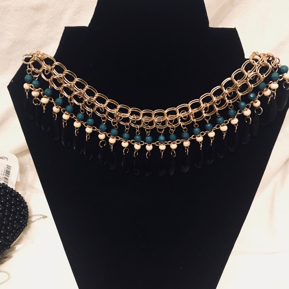 Vintage inspired necklace jewelry - Picture 3 of 5
