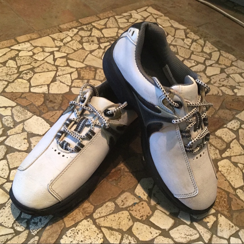 Youth Footjoygolf shoe with glove size 3