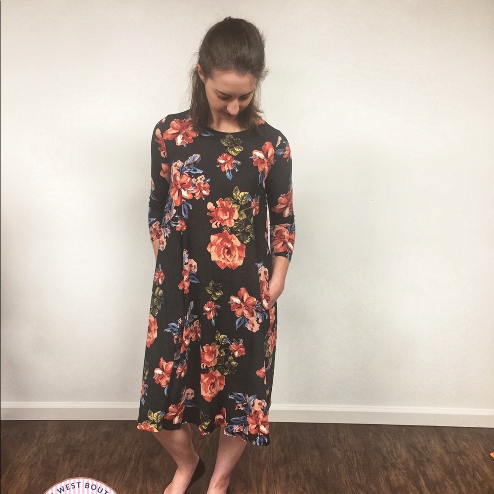 Soft Brushed Black Floral Dress Pockets