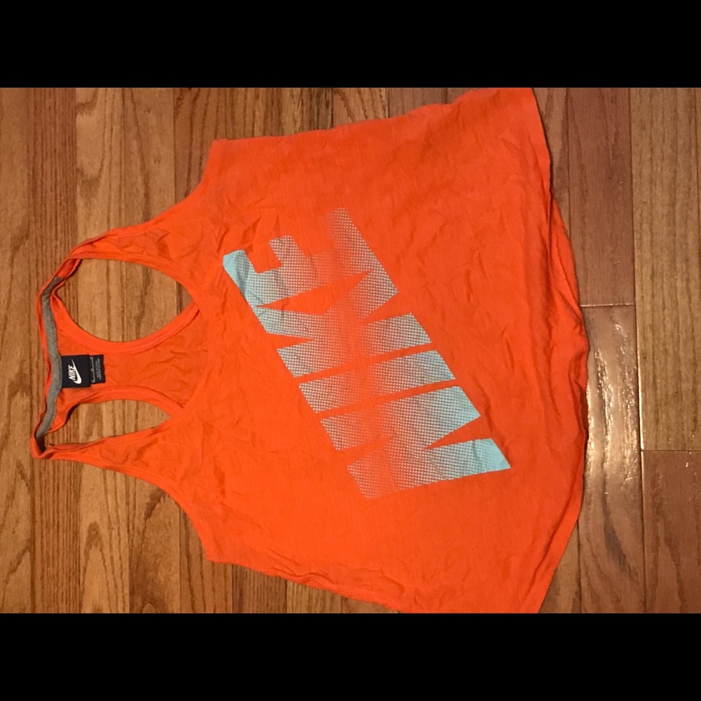 Nike workout tank