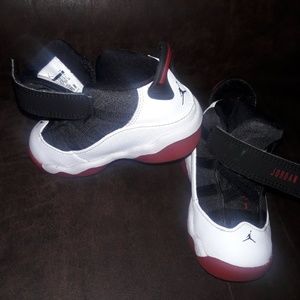 Toddler size 6c Jordan shoe