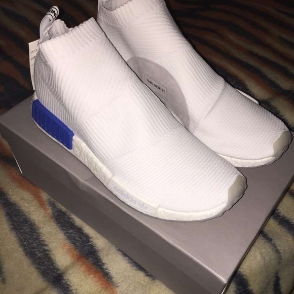 Adidas nmd size 10 - Picture 1 of 1