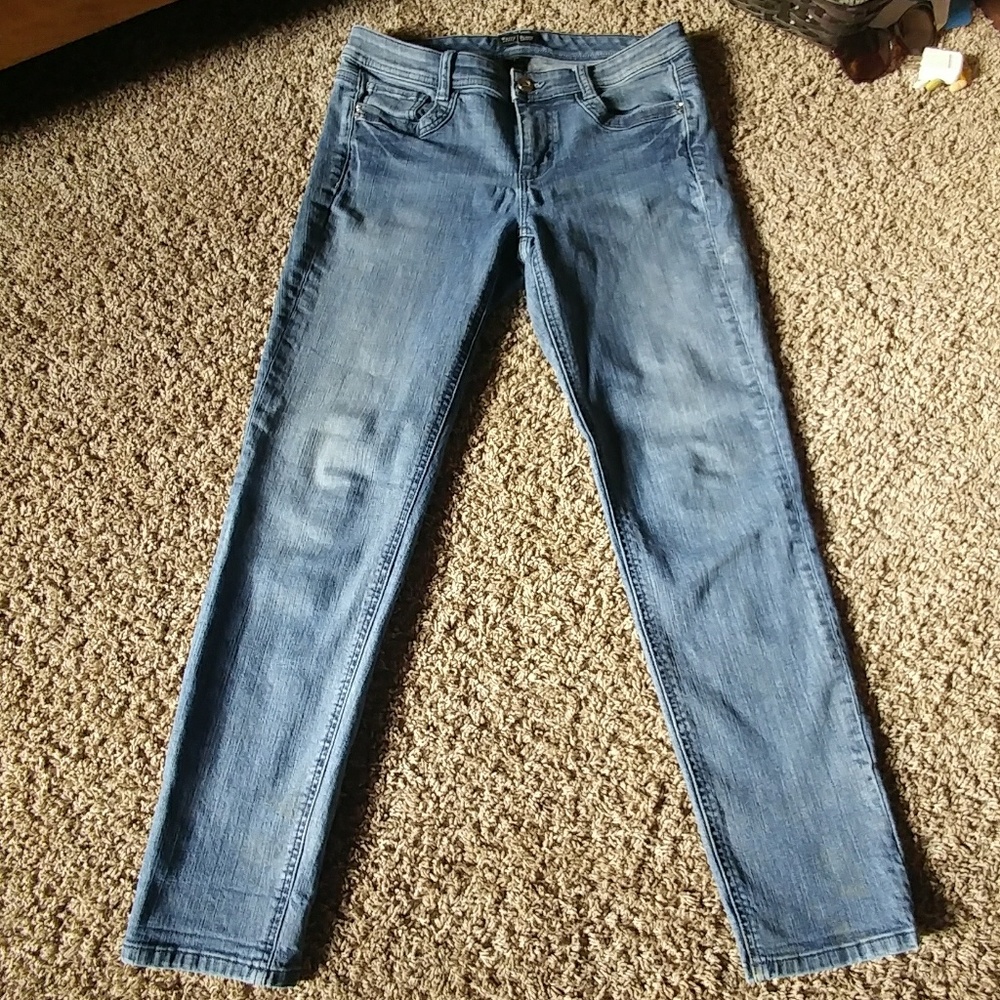 { White House Black Market } Feel Beautiful Jeans