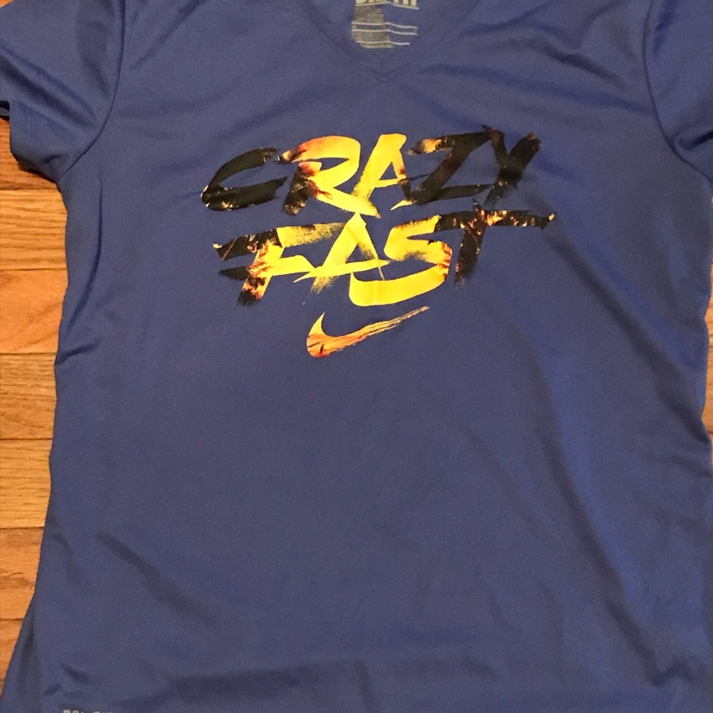 Nike workout top