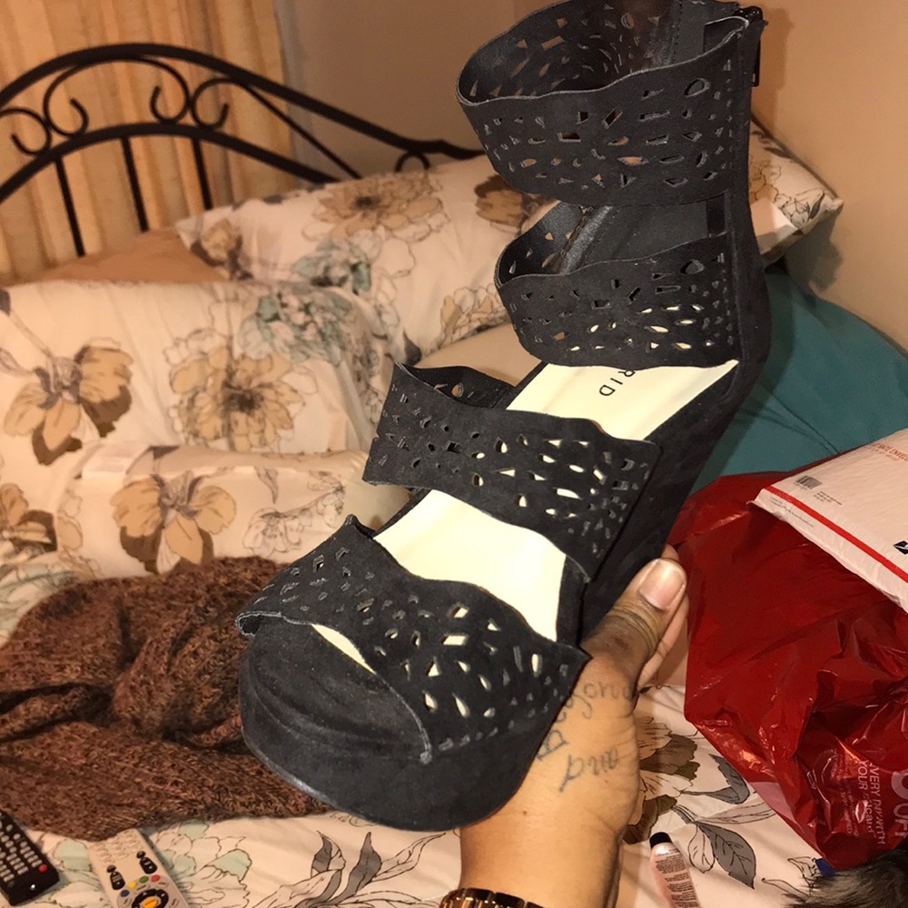 Cute black heels