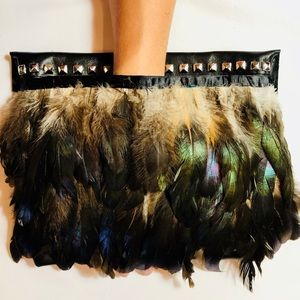 Feather Clutch !!