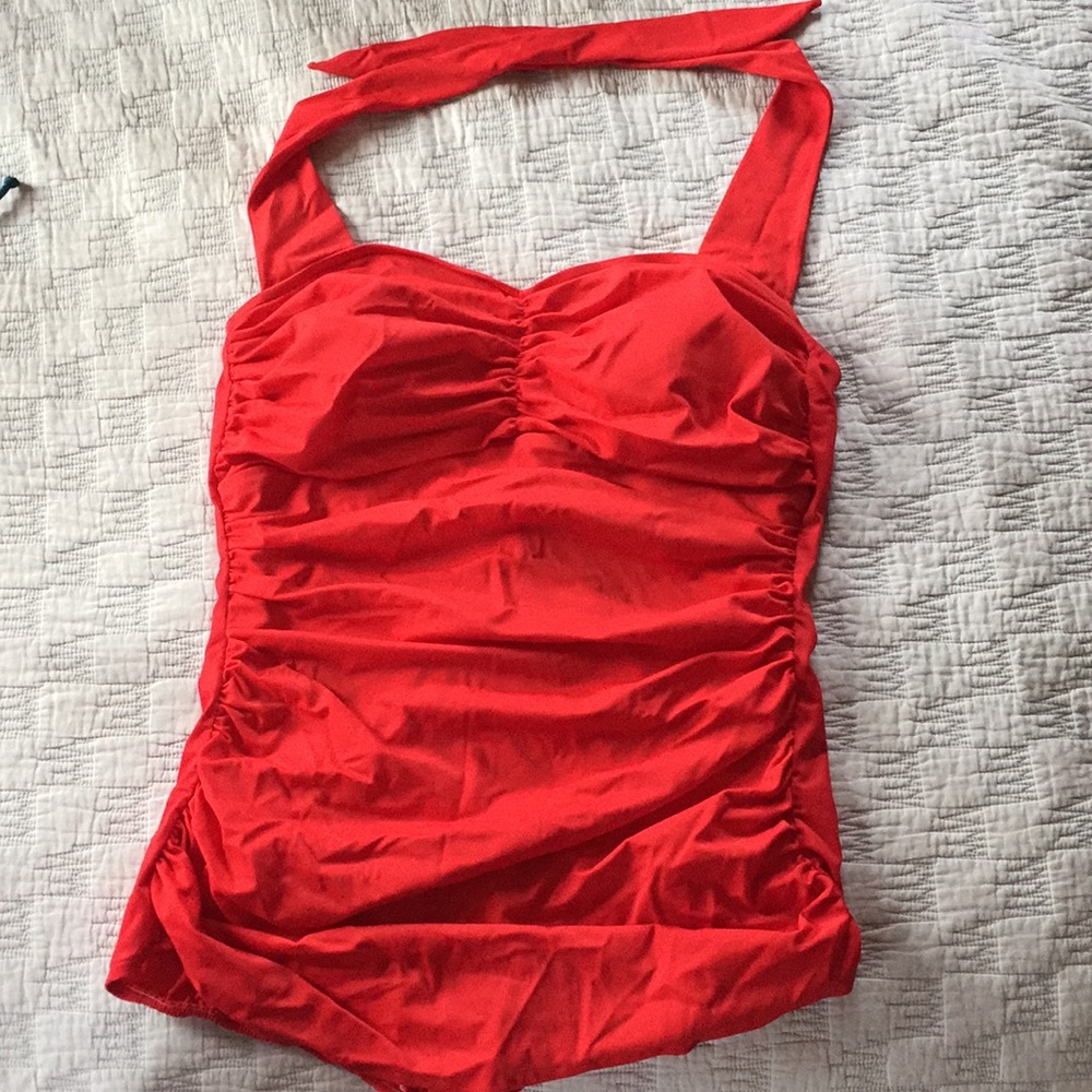 Marilyn Monroe style bathing suit