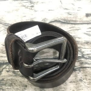 MEN brown leather belt with silver buckle. A&F