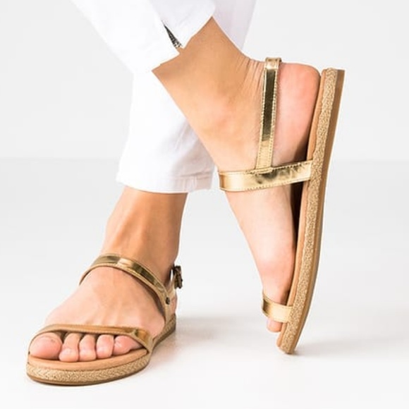 UGG BRYLEE - T-Bar Sandals - Gold Women Shoes,Uggs - Picture 2 of 8