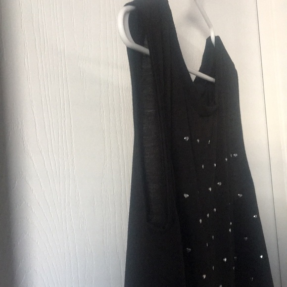 Cute tank top with heart gems - Picture 5 of 5