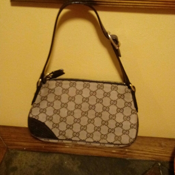 Gucci hand bag - Picture 2 of 7