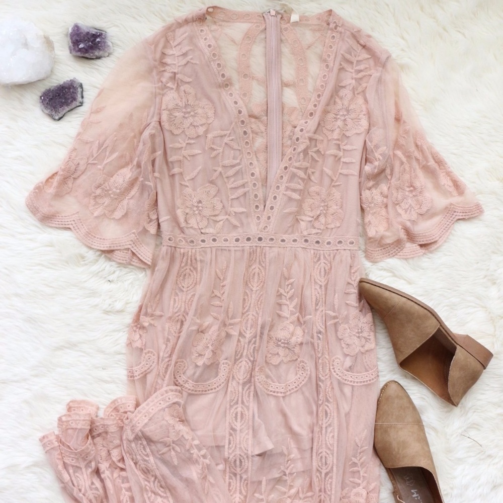 ‘Amelia’ Maxi Dress. - Picture 2 of 3