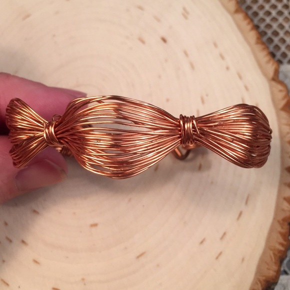 Handmade copper bracelet shiny weaves NWT small - Picture 3 of 8