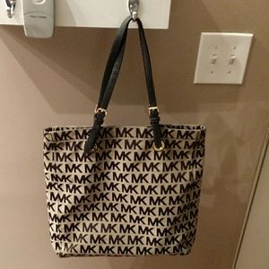 Large Michael Kors Shoulder Bag