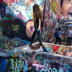 Meet your Posher, Abby