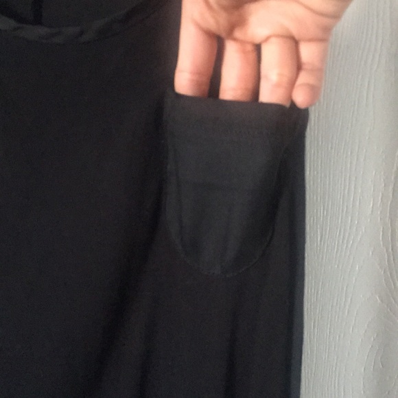 Cute tank top with little pocket - Picture 4 of 4