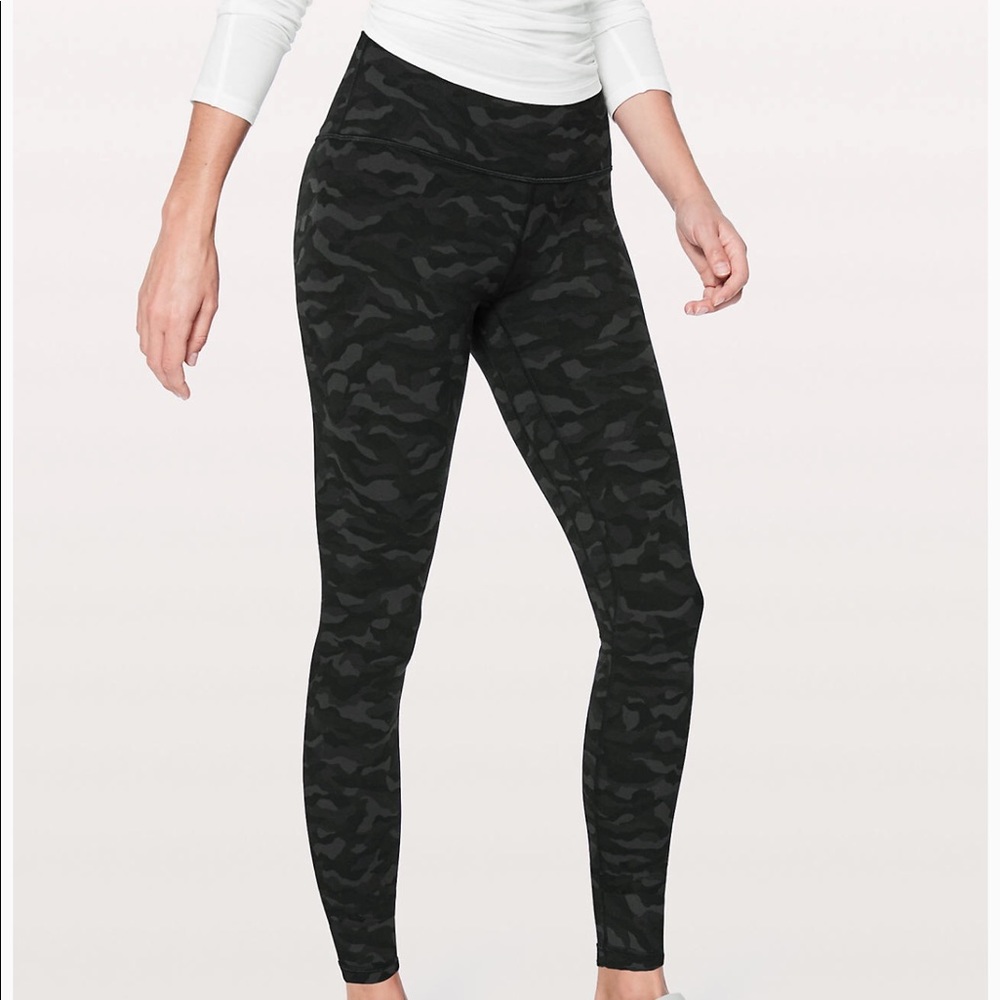 Lululemon Align Black Camo Leggings *RARE*