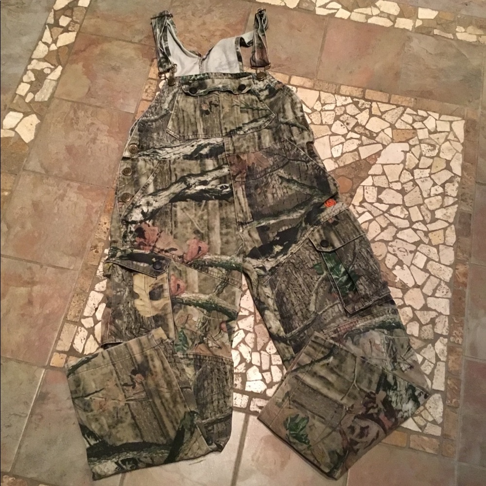 Youth Game Winner overalls size M