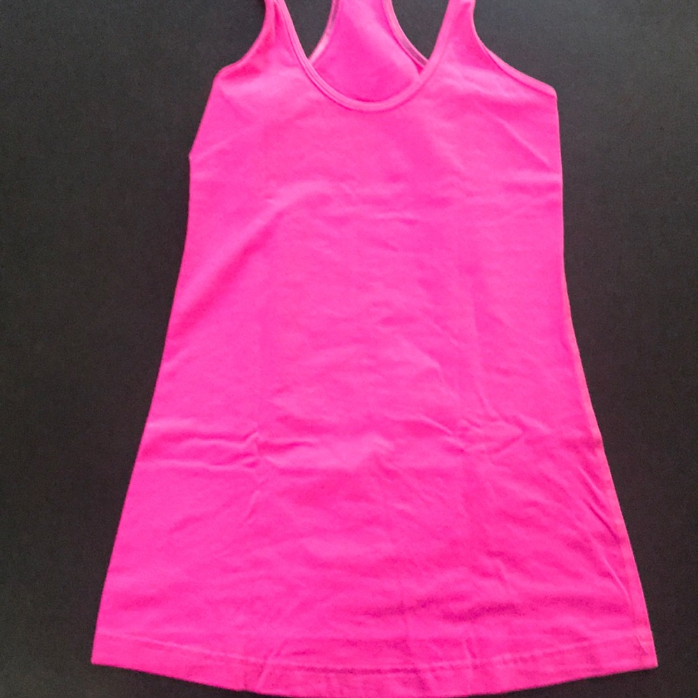 Lululemon tank