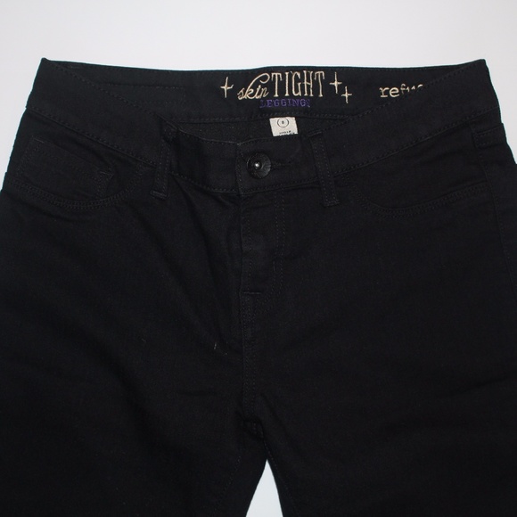 Refuge Skin Tight Jeans Size 8 - Picture 2 of 3