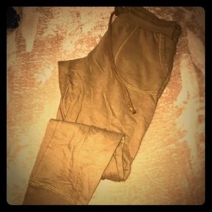 Loose-fitting tan joggers