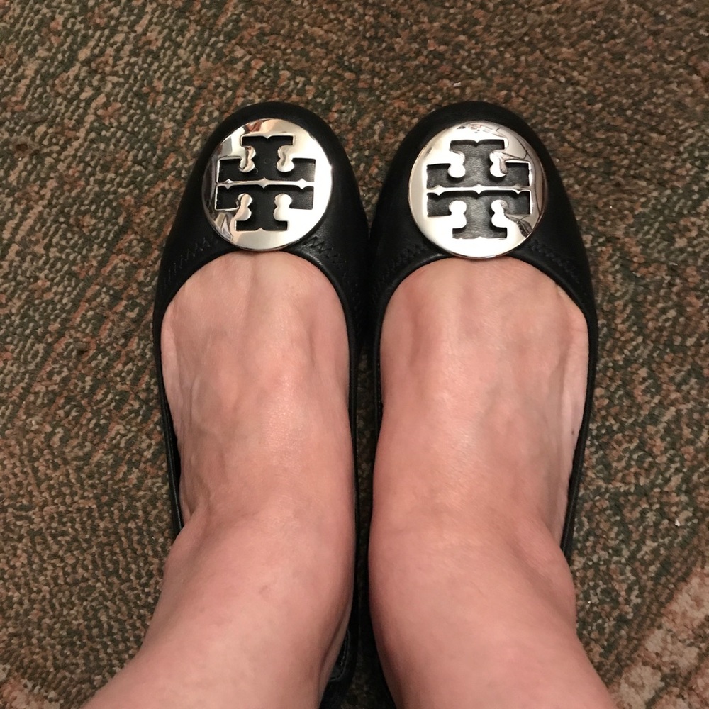 Tory Burch Black Ballet Flats size 9