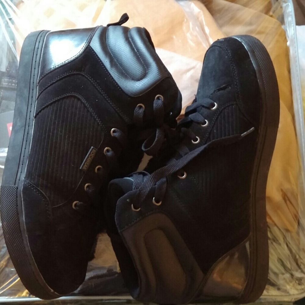 Black Rocawear Boots
