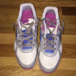 Women's Nike Airmax size 9