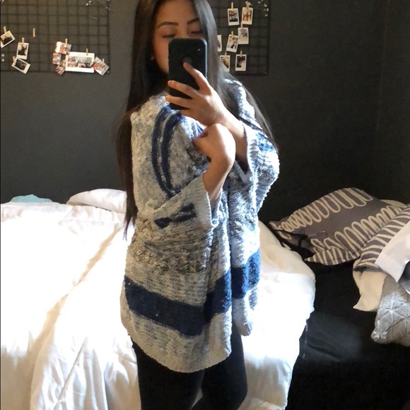 Cozy soft blue cardigan - Picture 3 of 6