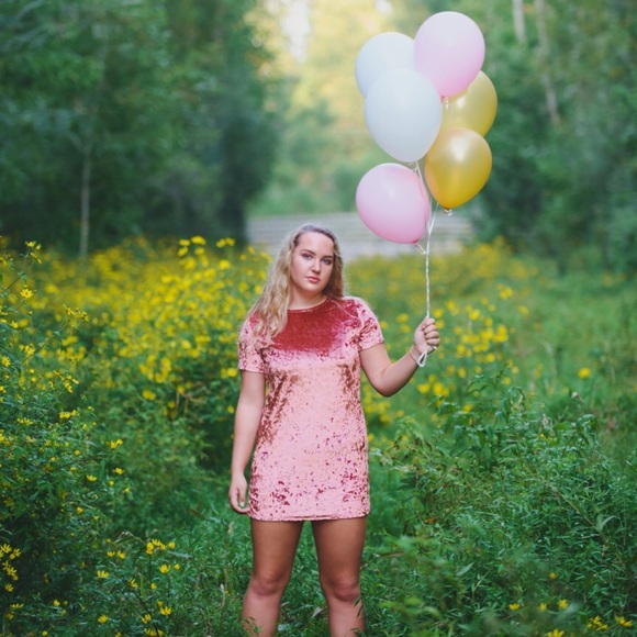 Missy Empire Pink Velvet Dress - Picture 2 of 3
