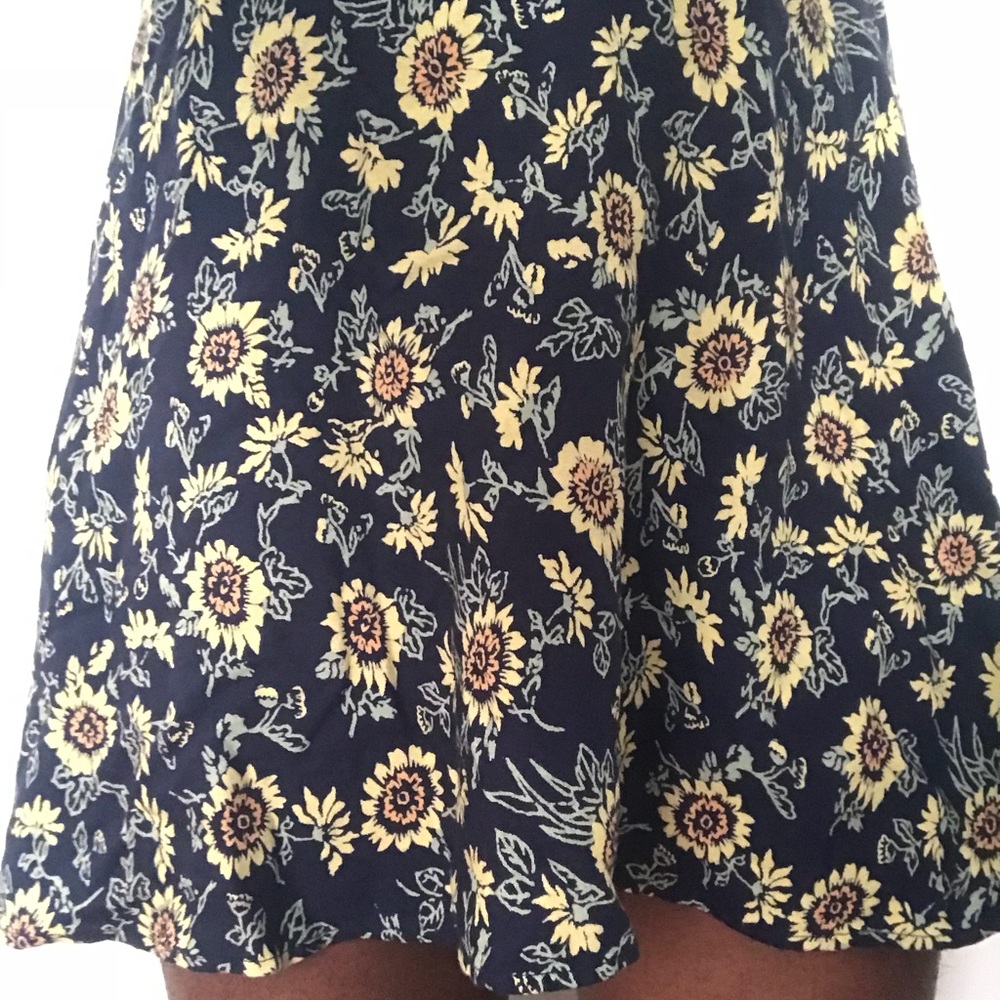 High-waisted skirt