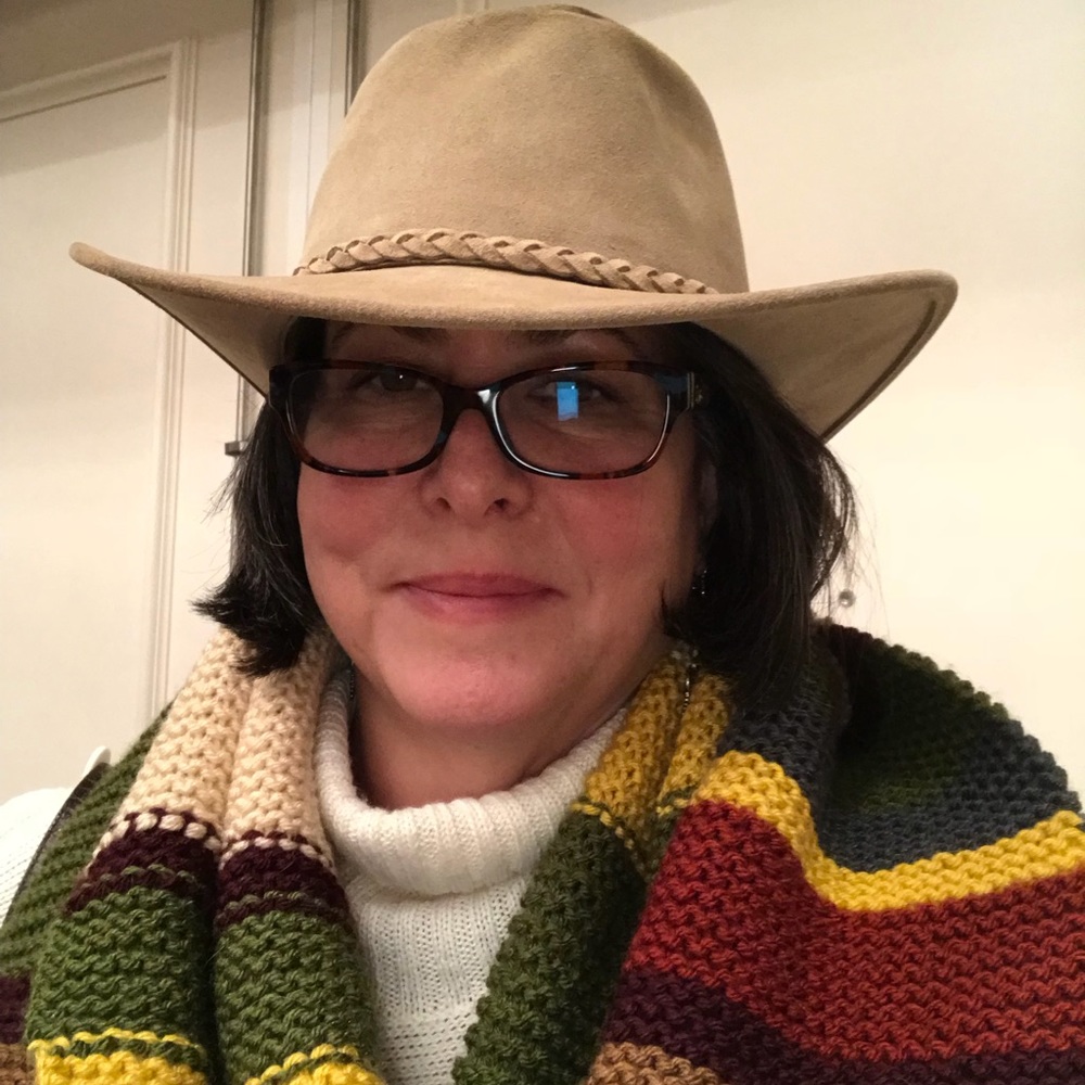 Meet your Posher, Amelia