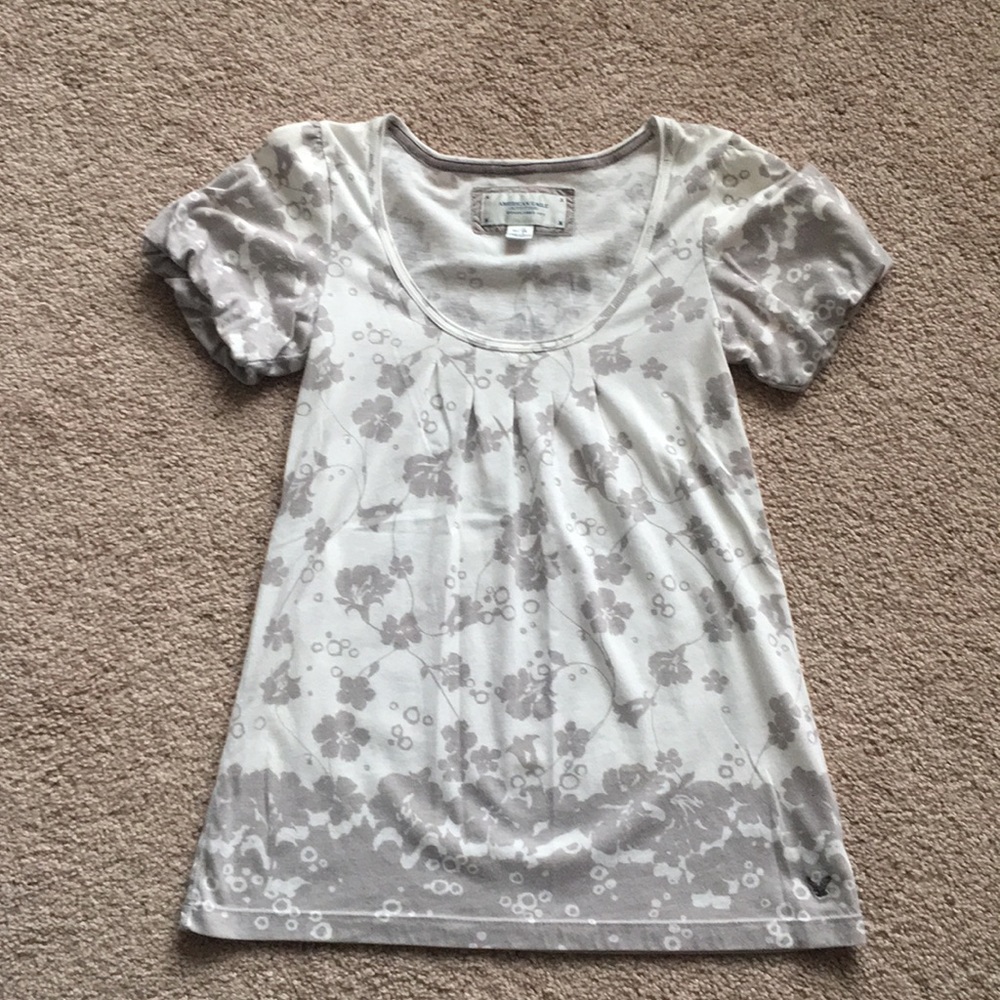 American Eagle floral top XS